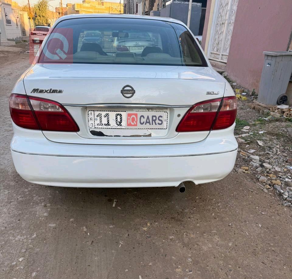 نيسان ماكسيما